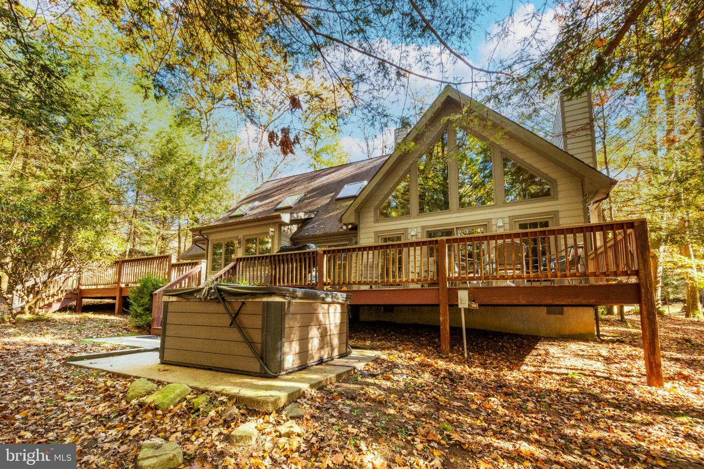 1019 Lake Shore Dr — photo