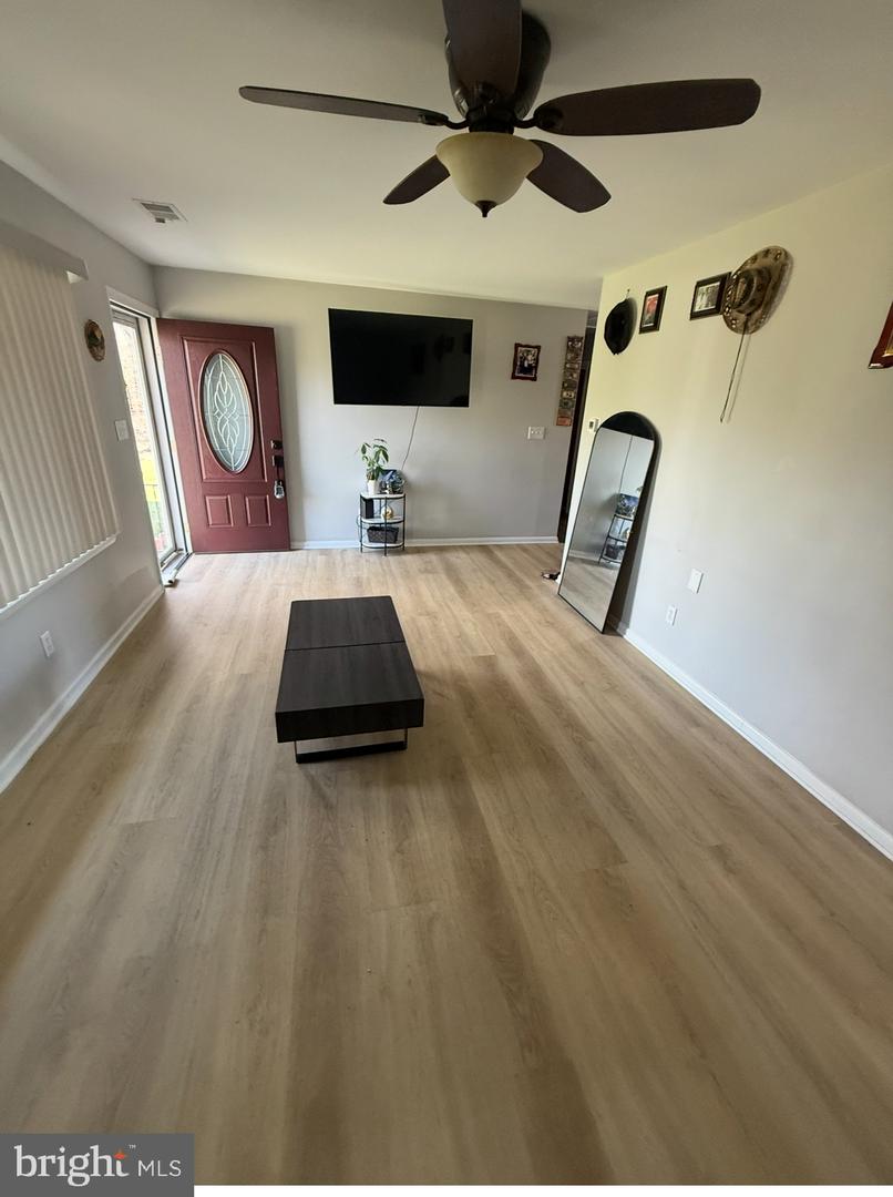 3102 Laurel Bush Rd — photo