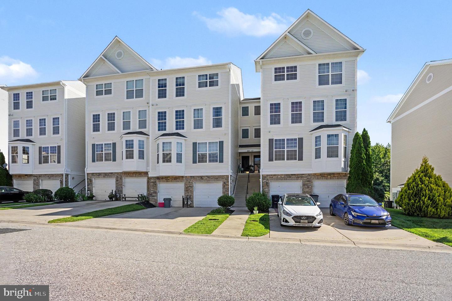 120 Mohegan Dr #E — photo
