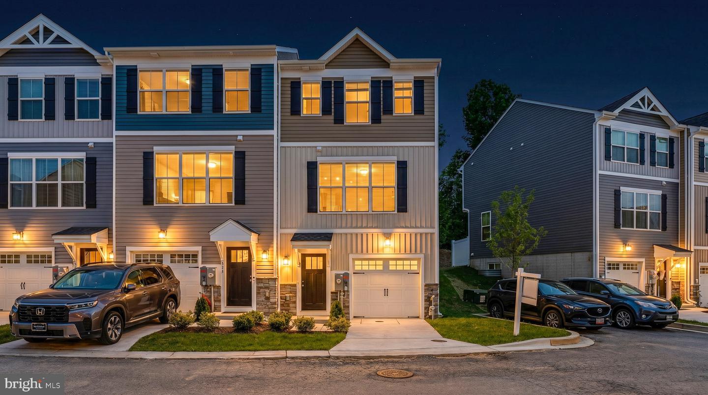 341 Tumblers Way — photo