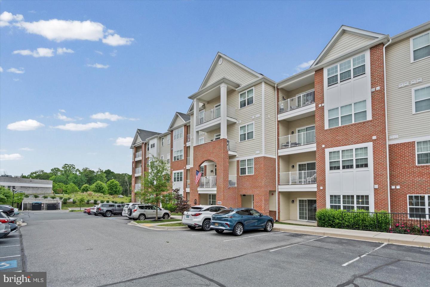 636 Wallingford Rd #1B — photo