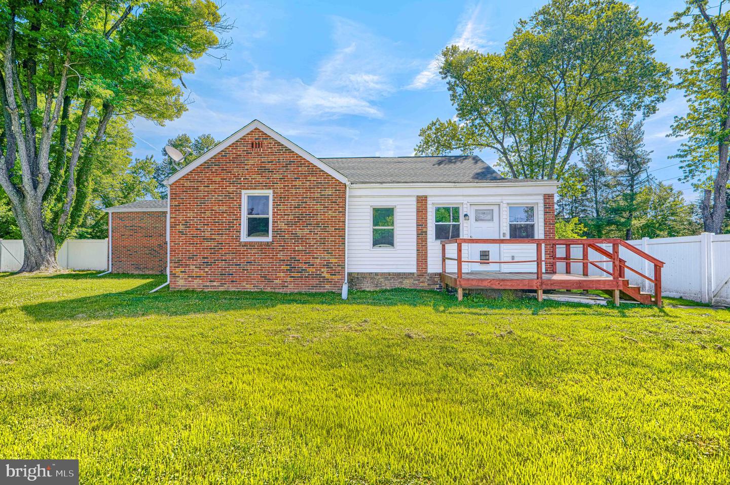 15 Mountain Road, Fallston, MD 21047
