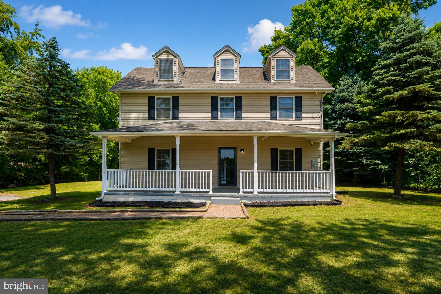 303-A Irish Ln — photo