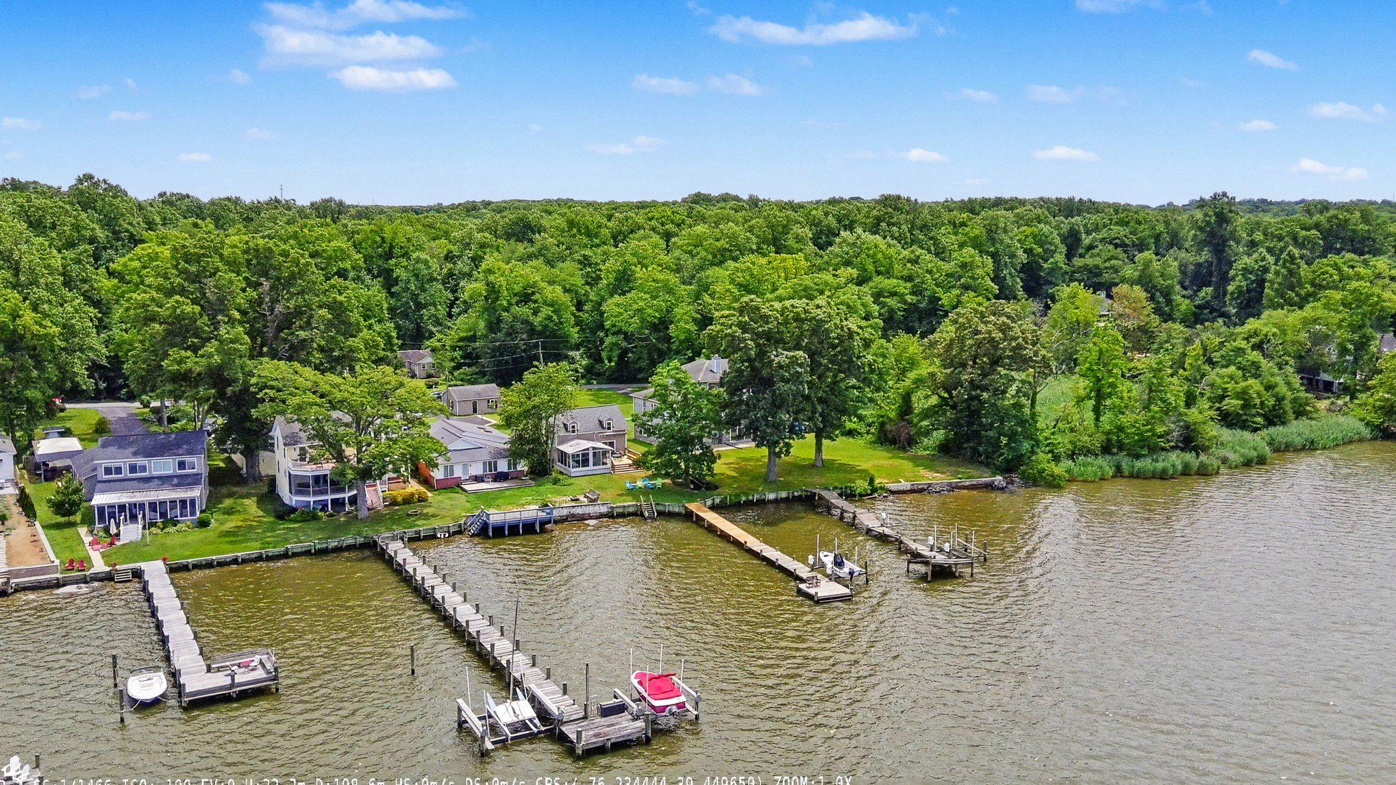 2028 Park Beach Dr — photo