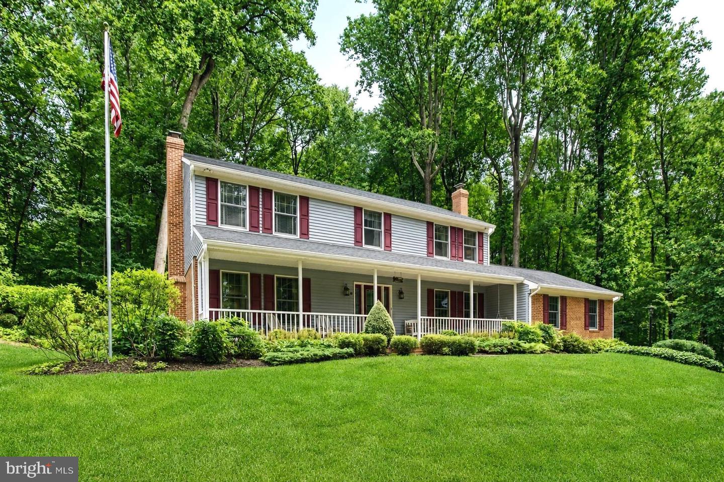 2708 Raynham Ct — photo
