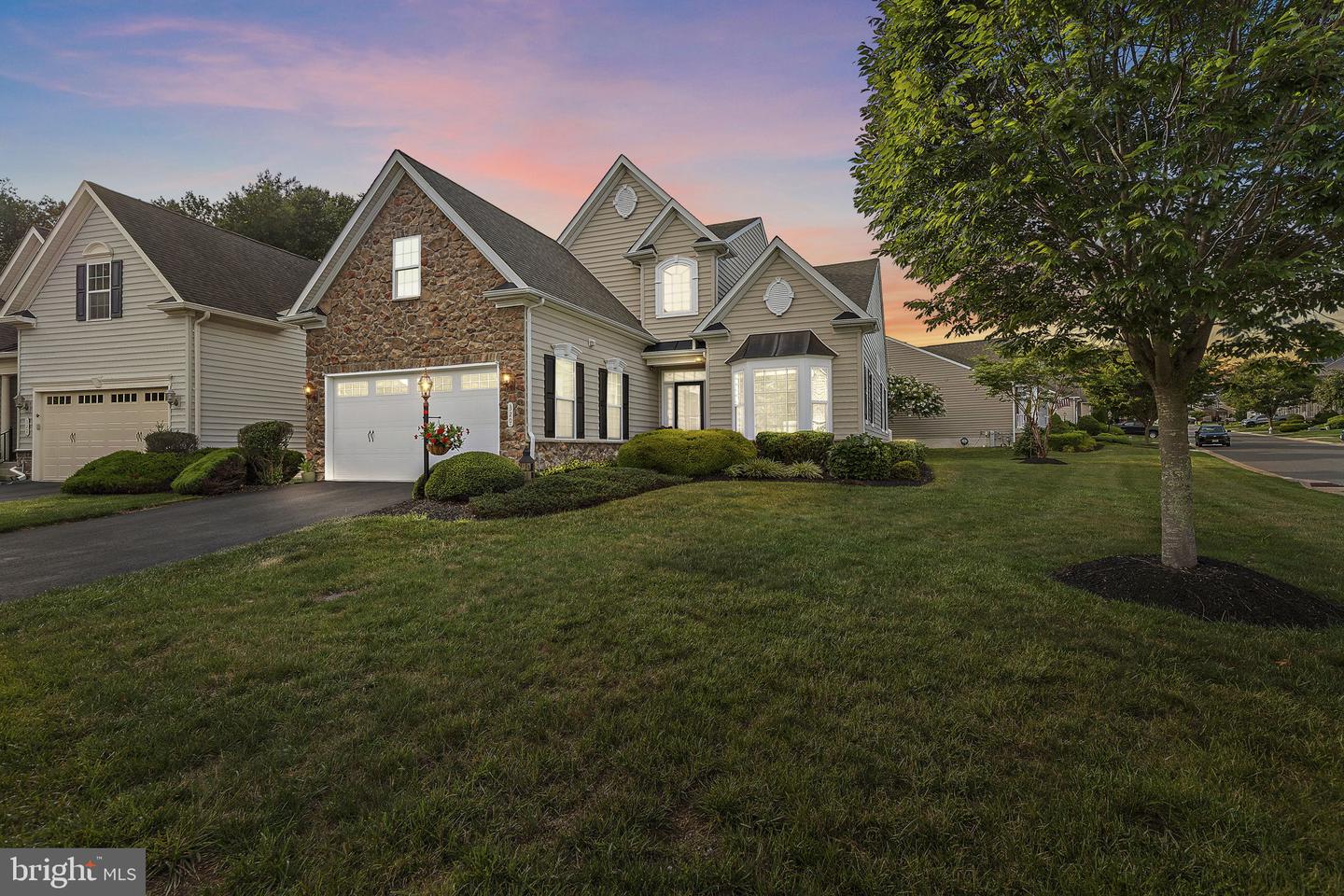 320 Bounding Home Ct — photo