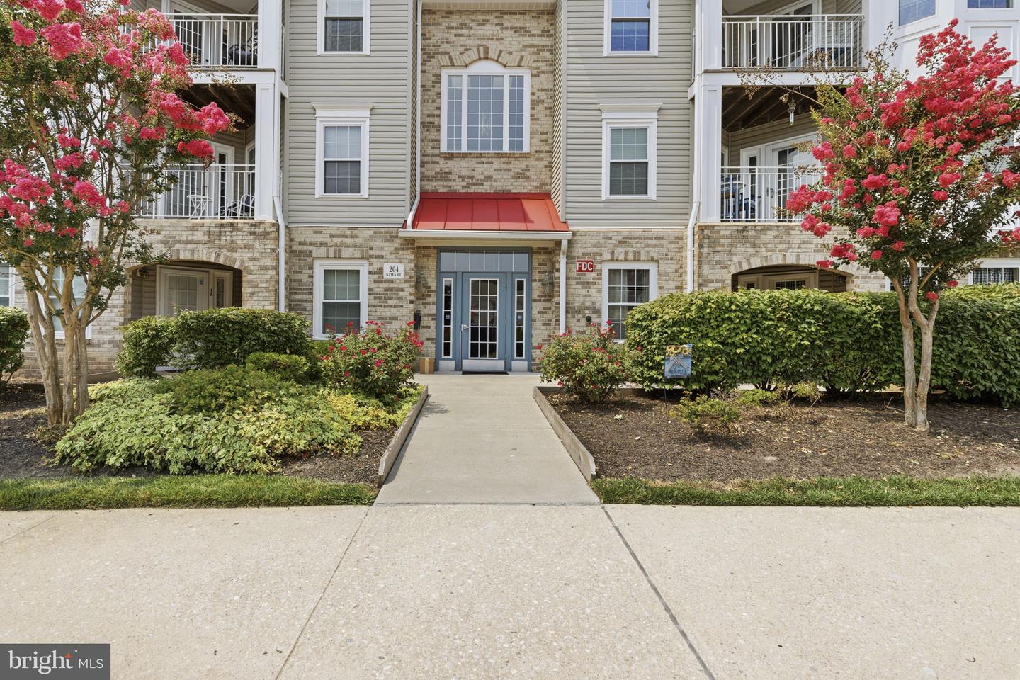 204-J Kimary Ct #3B — photo