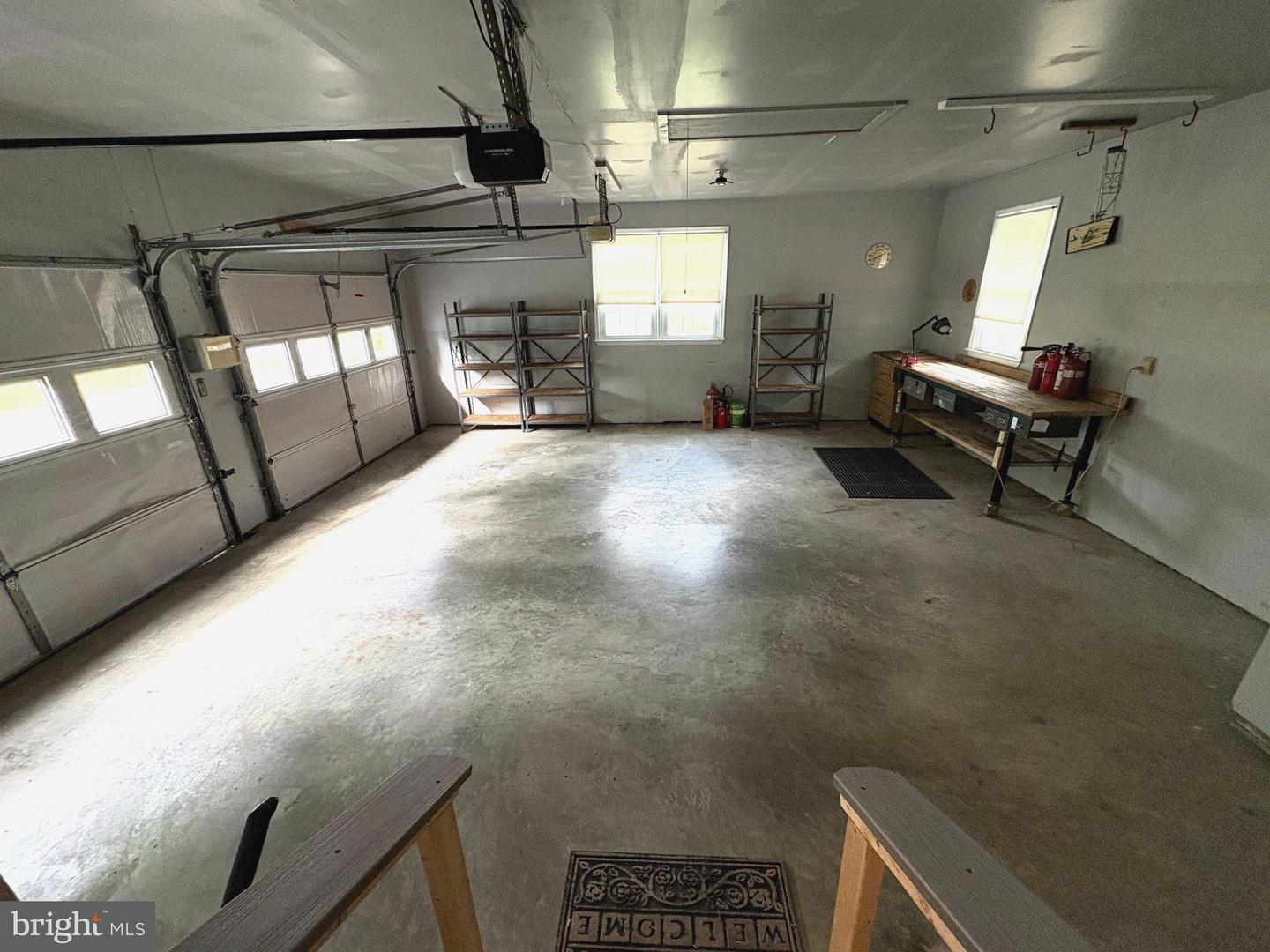632 Rowe Dr — photo
