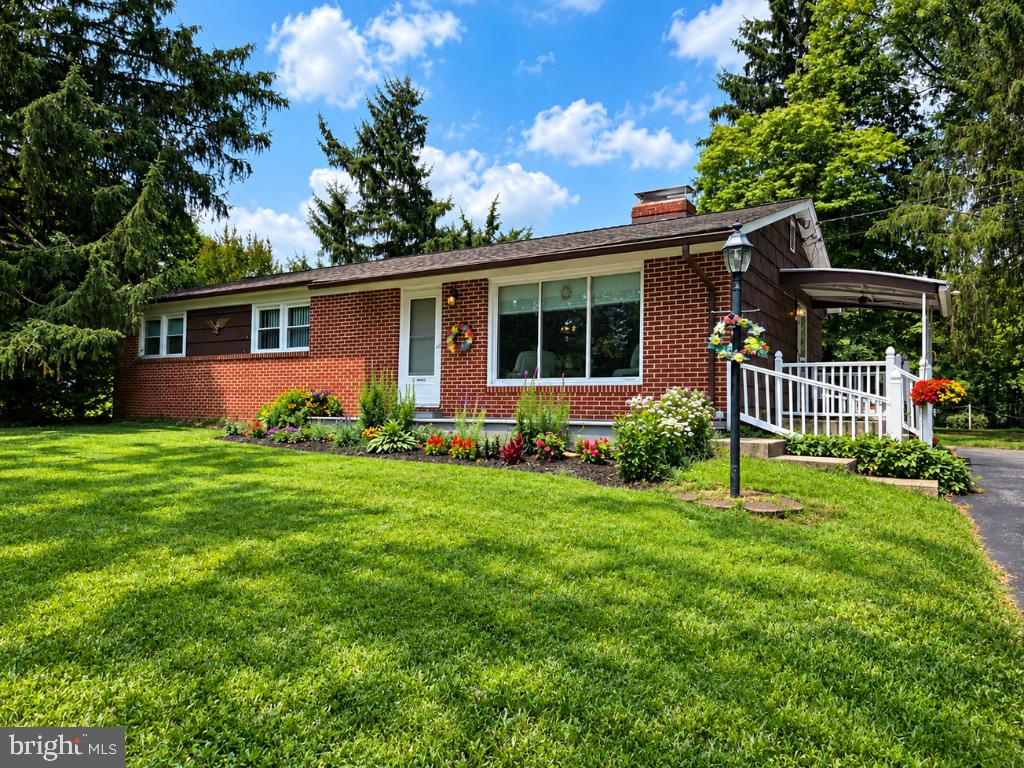 1512 Singer Rd — photo