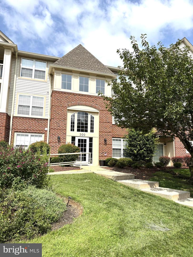 300-A Tall Pines Ct #1 — photo