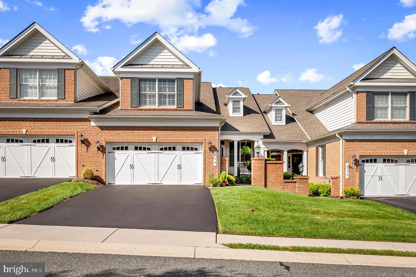 314 Plantation Ln — photo