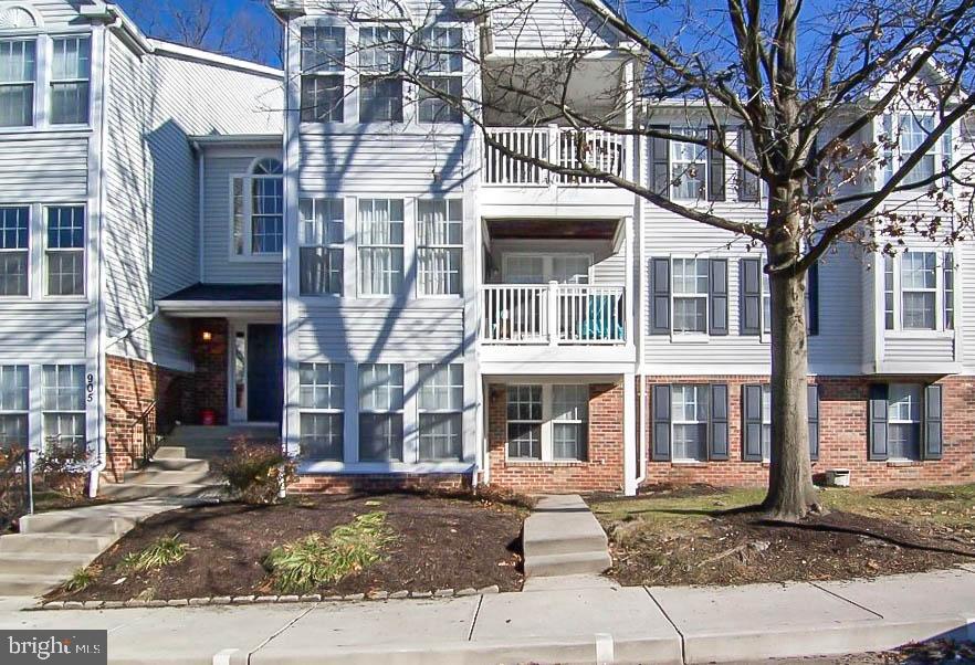 905 Woodbridge Ct #D — photo