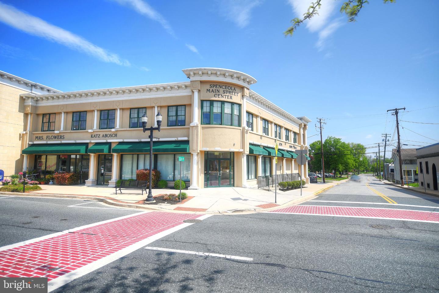 115 N Main St #D — photo