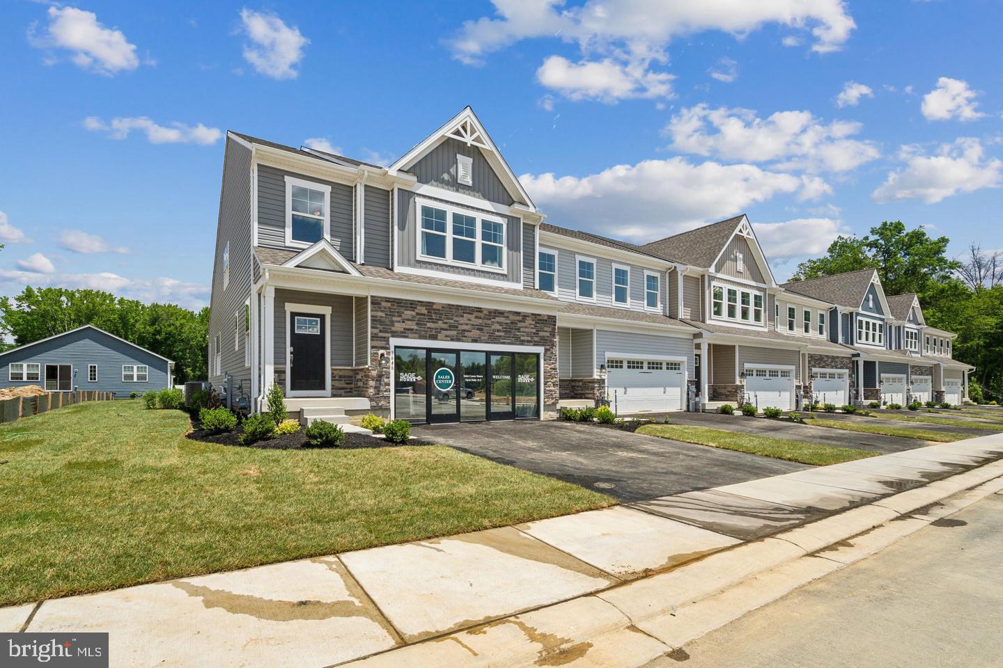 3608 Dexter Ct #149 — photo