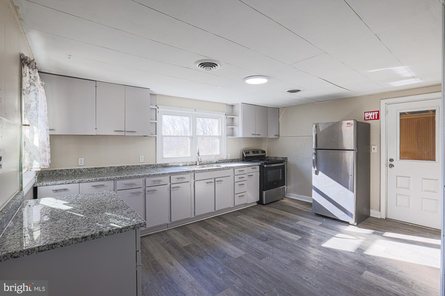 3110 Philadelphia Rd — photo