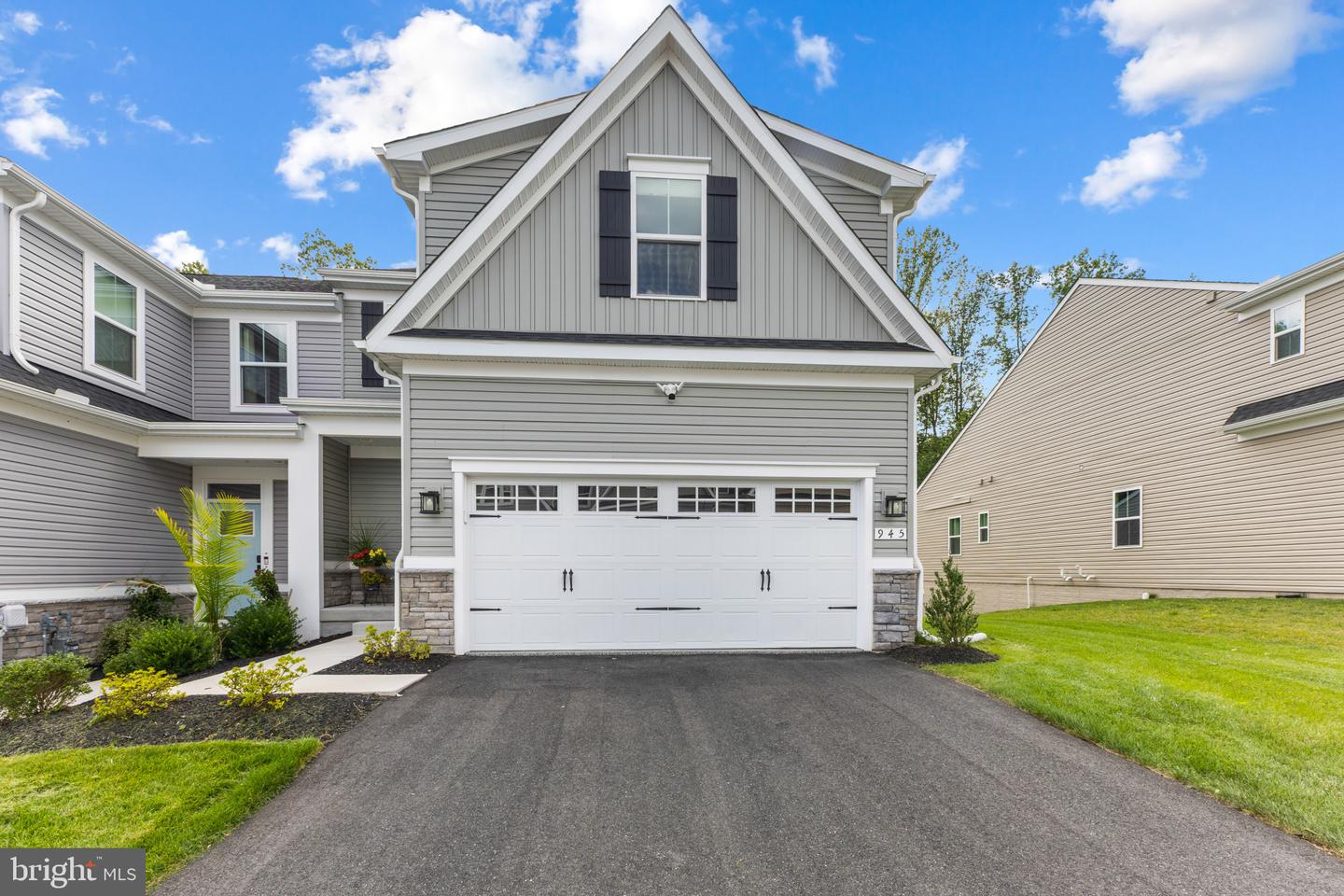 945 Swilken Bridge Rd — photo