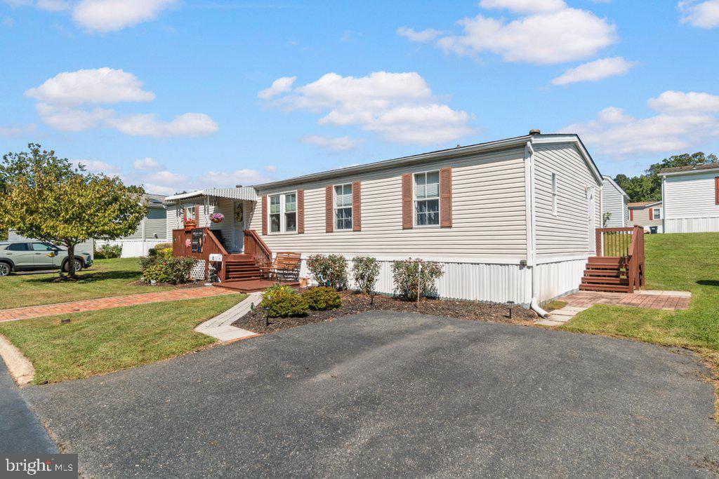 2 Waterview Dr — photo