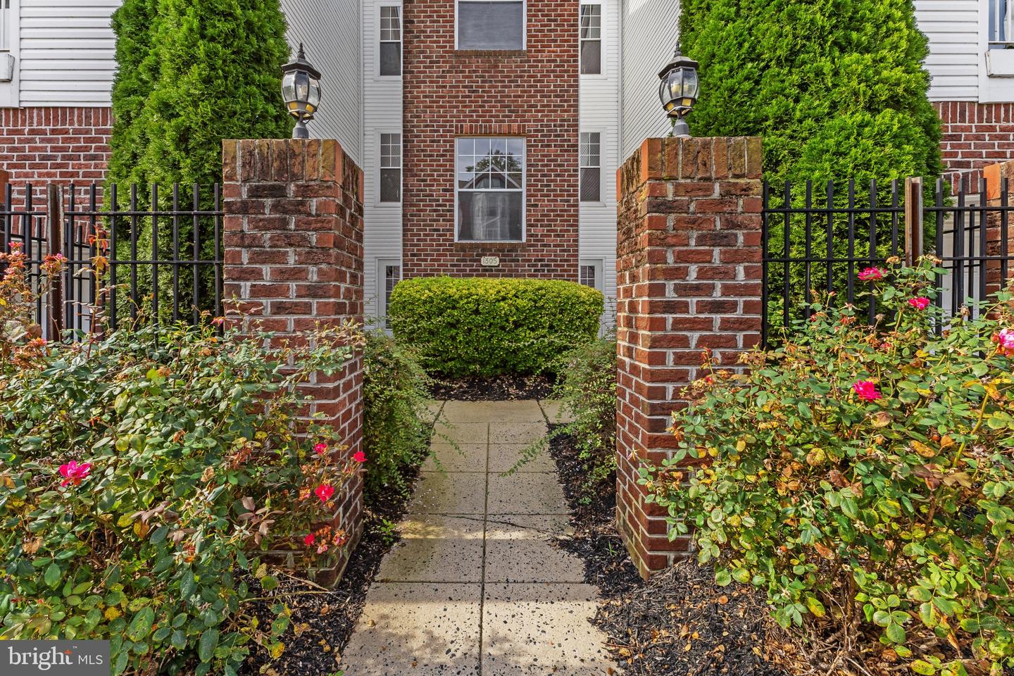 1305 Cranesbill Ct #202 — photo