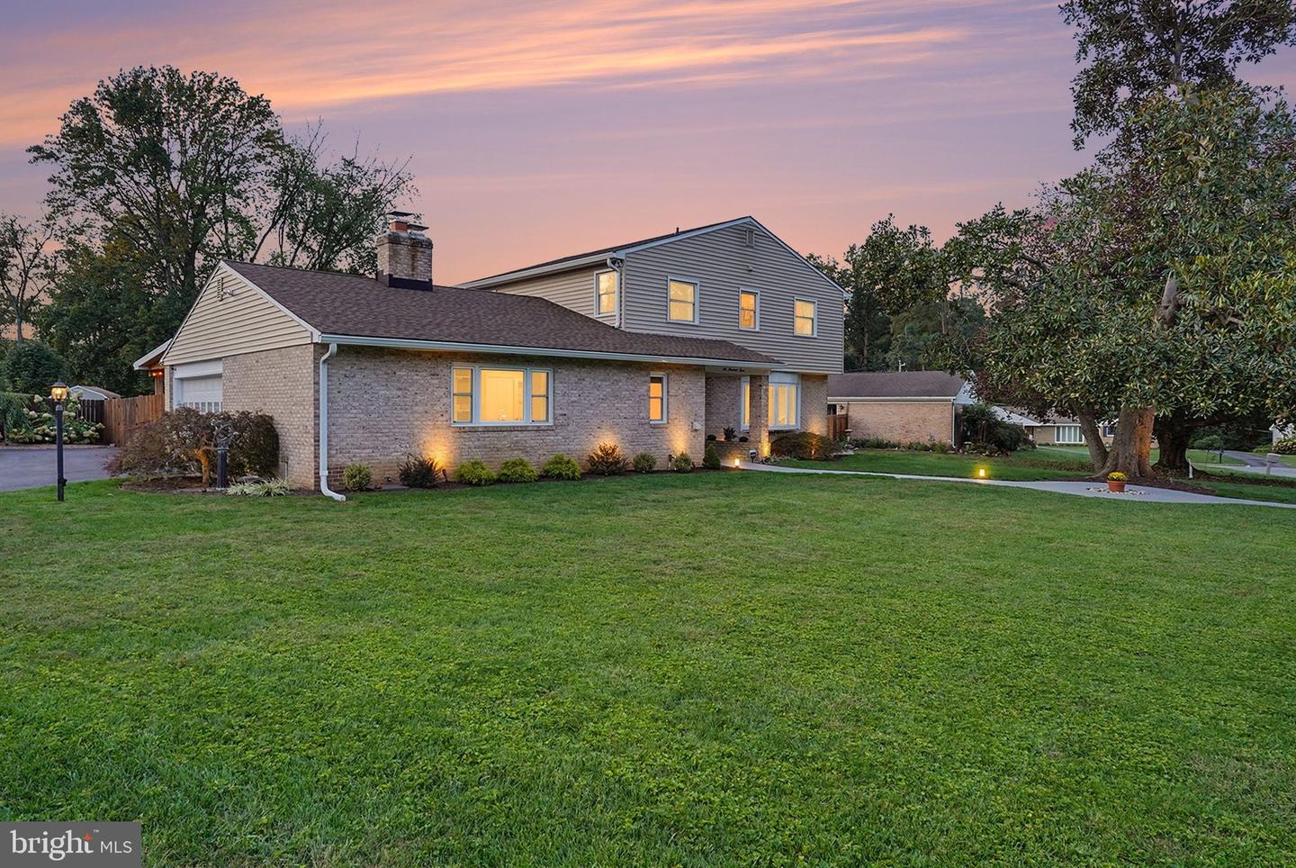 603 Rowe Dr — photo