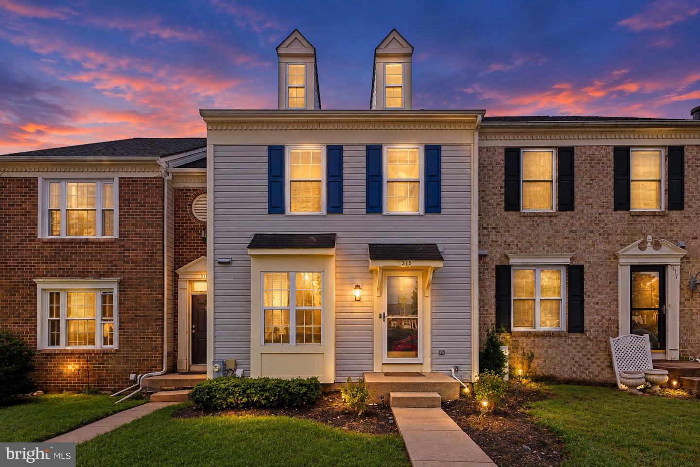 315 Overlea Pl — photo