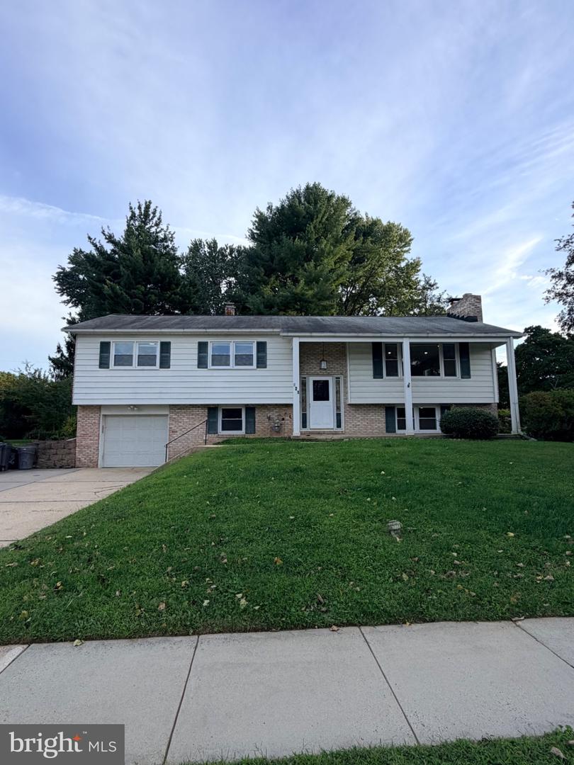 721 Bedford Rd — photo