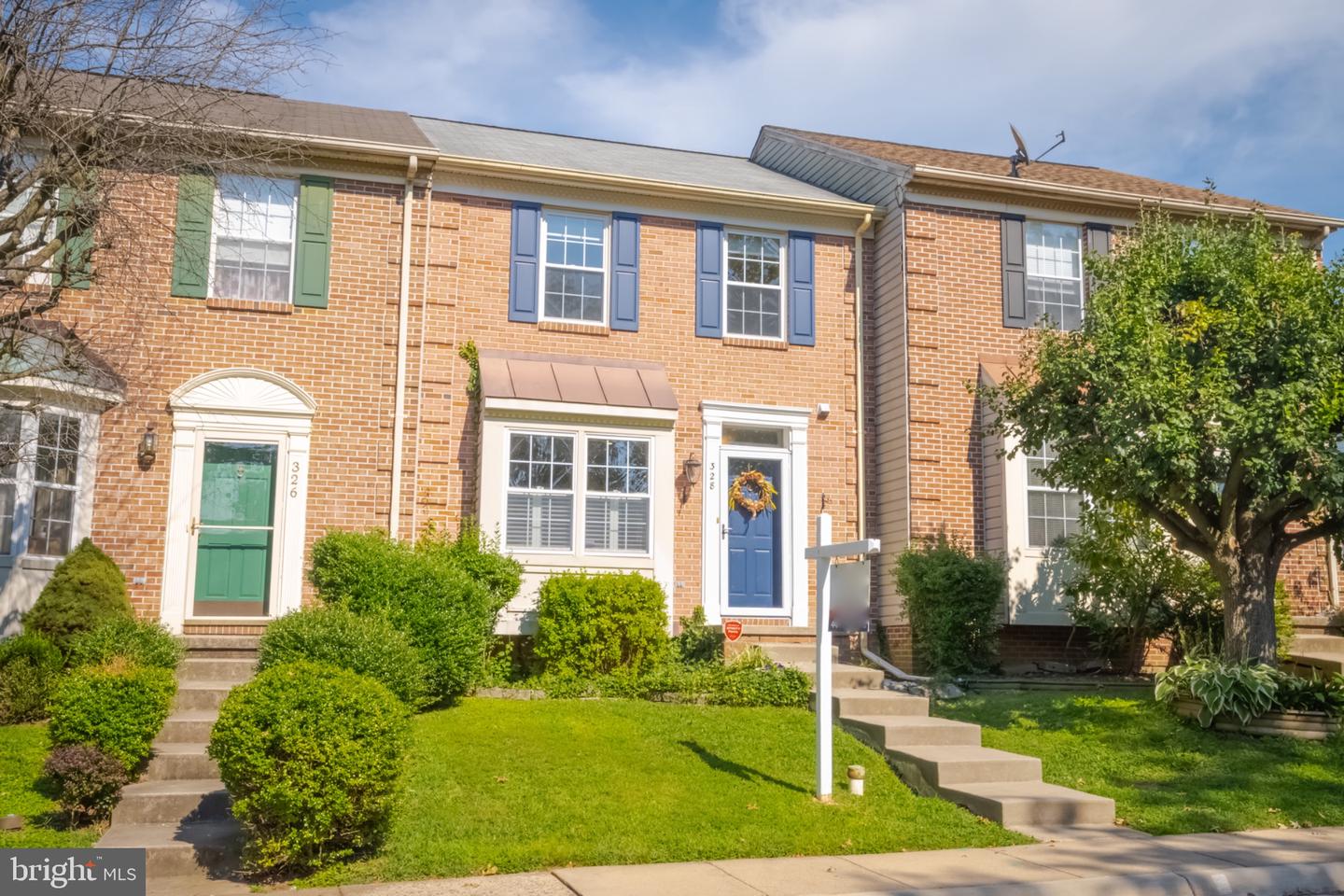328 Sunray Ct — photo