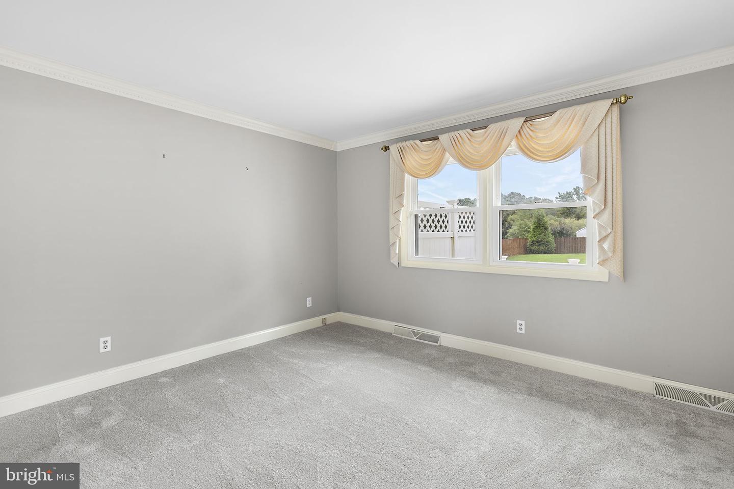 1404 Ryan Rd — photo