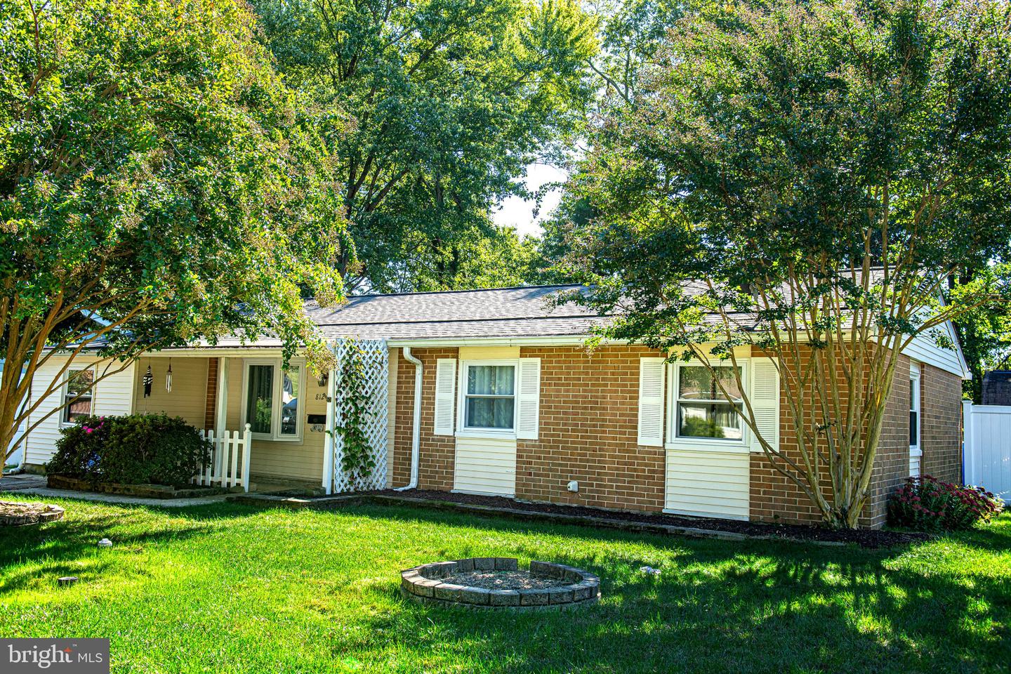 812 Ferguson Rd — photo