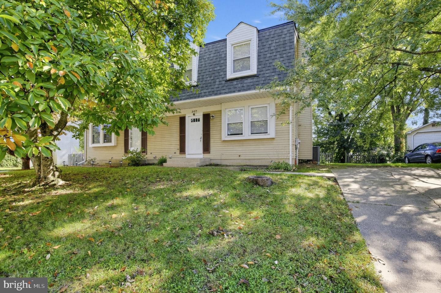 307 Burnside Ct — photo