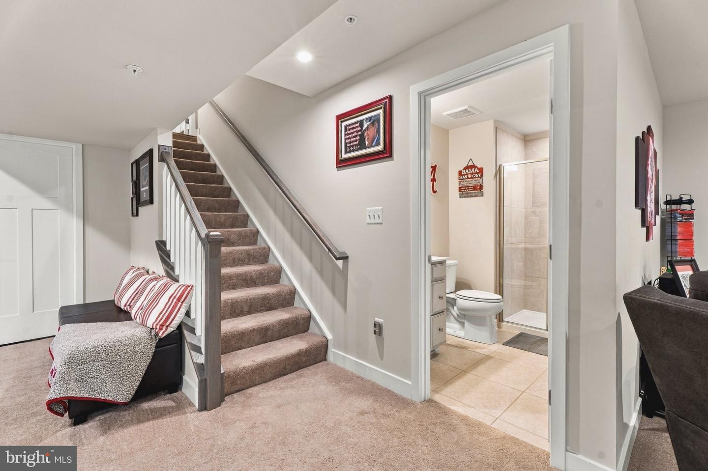 3145 Strasbaugh Dr — photo