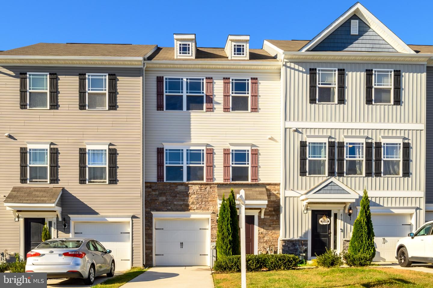 815 Magnolia Ridge Ct — photo