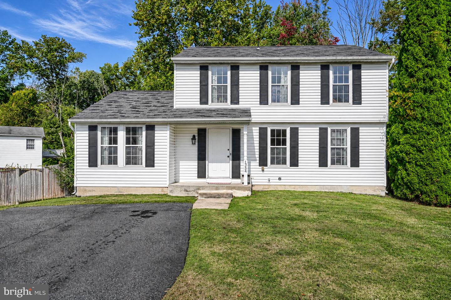 1354 Gates Head Dr — photo