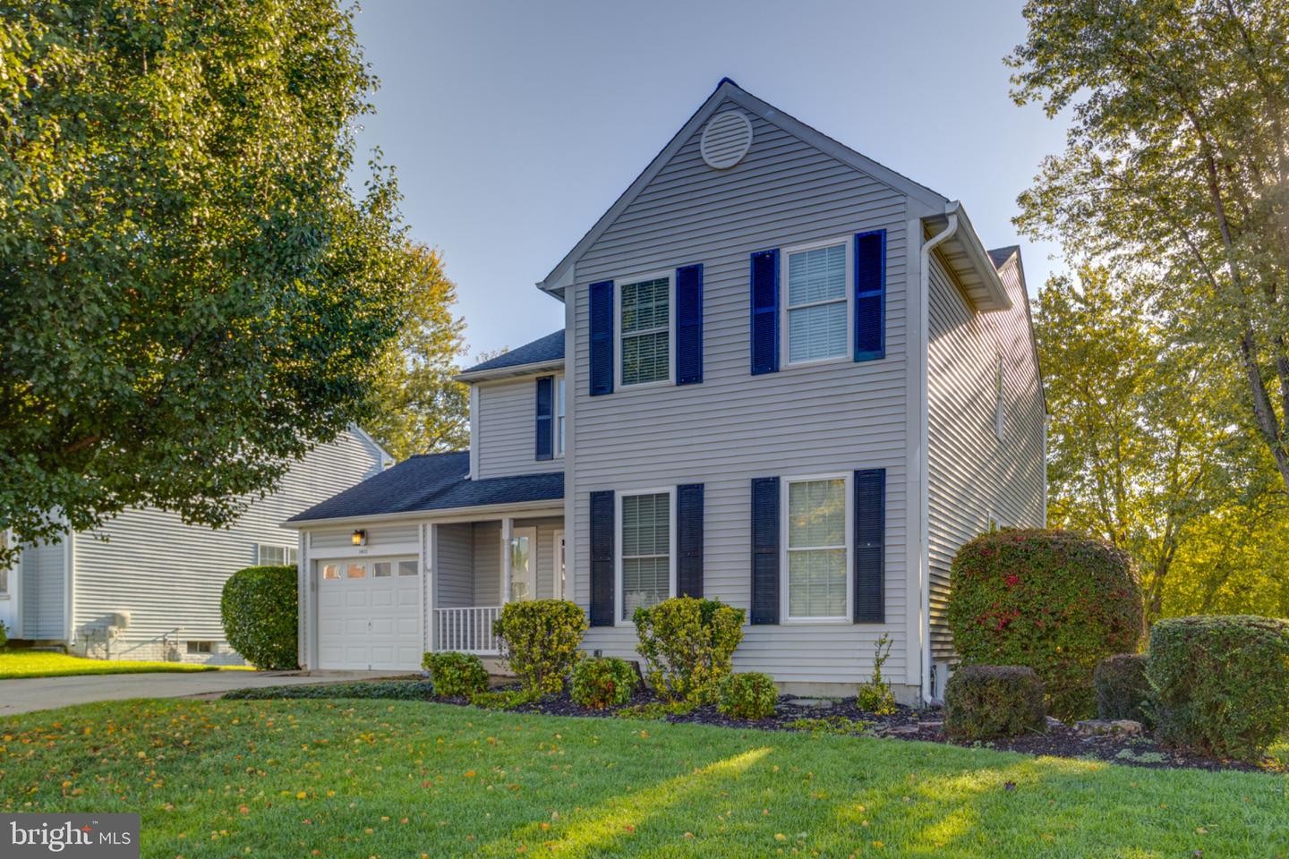 1411 Banstead Ct — photo