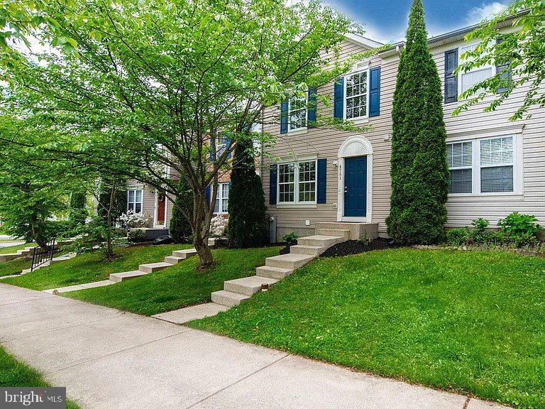 4751 Coralberry Ct — photo
