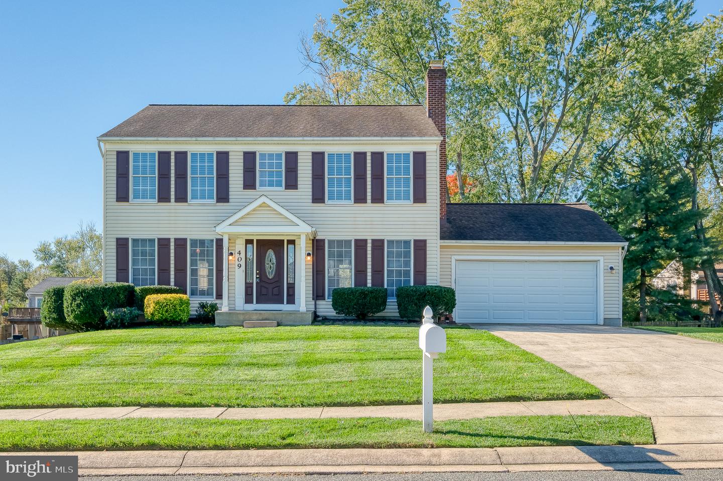 409 Trout Dale Ct — photo