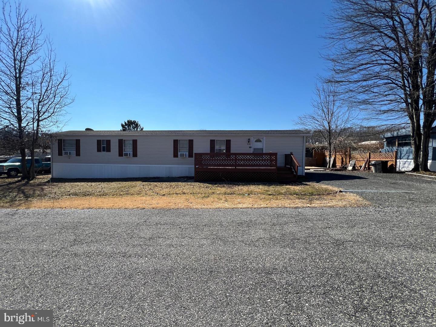 608 Crossgate Drive — photo