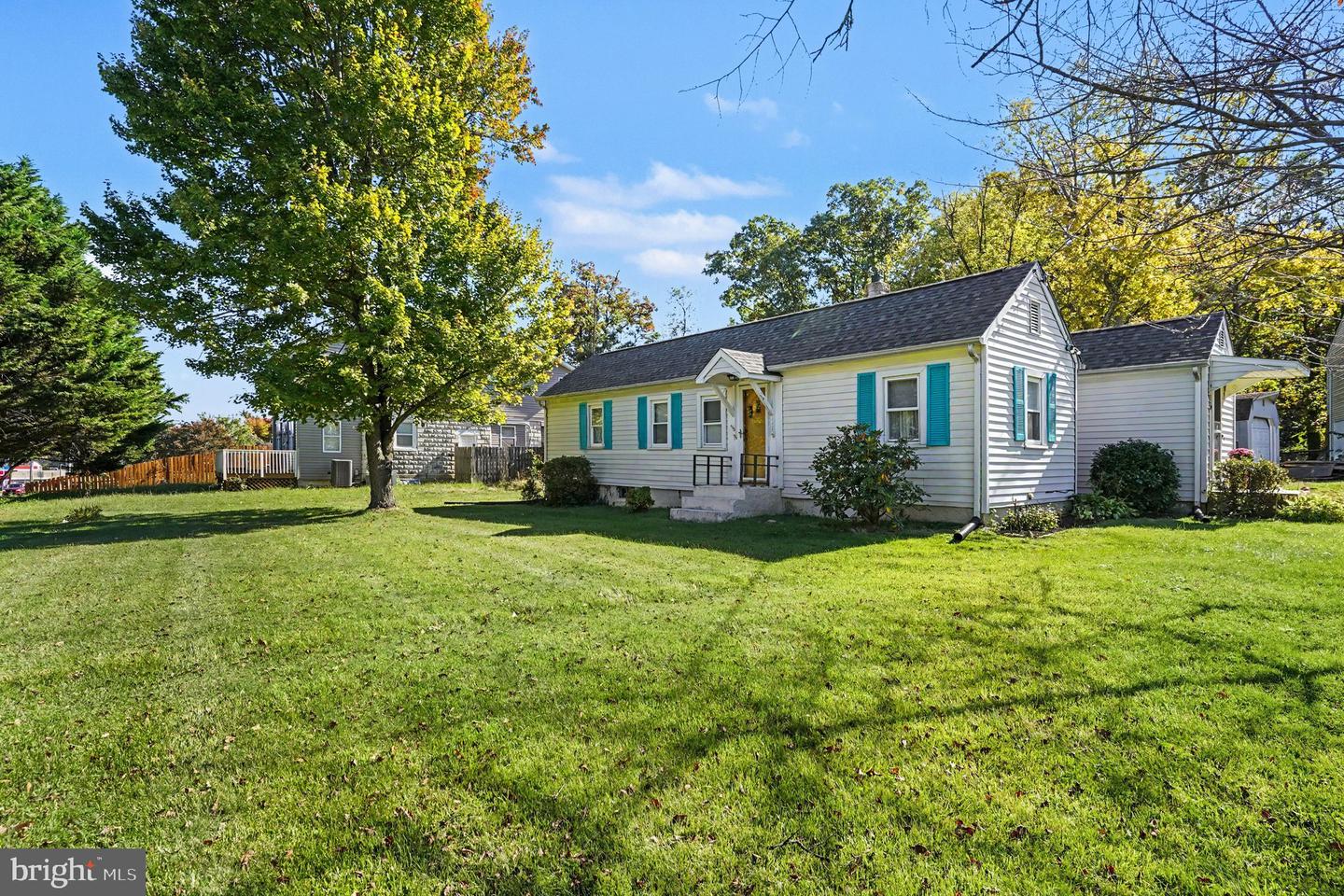 15 Singer Rd — photo