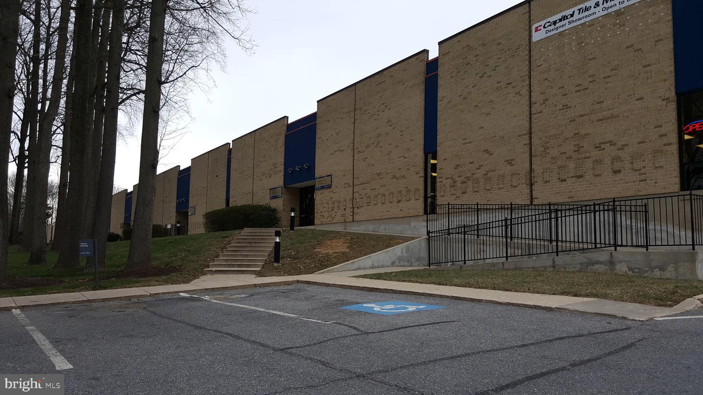 9050 Red Branch Rd — photo