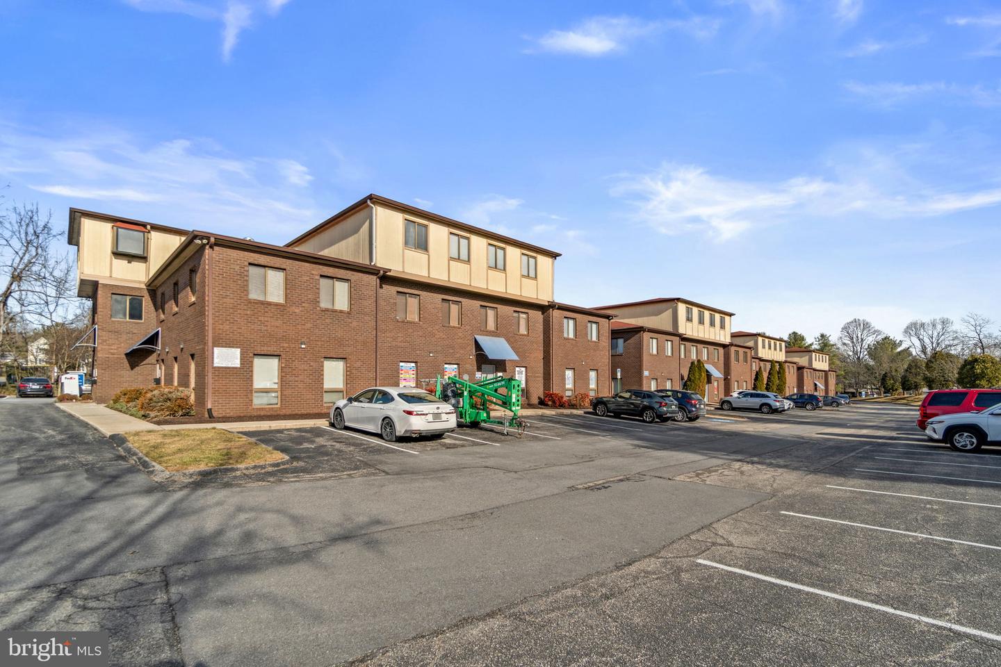 3217-A Corporate Ct #9 — photo