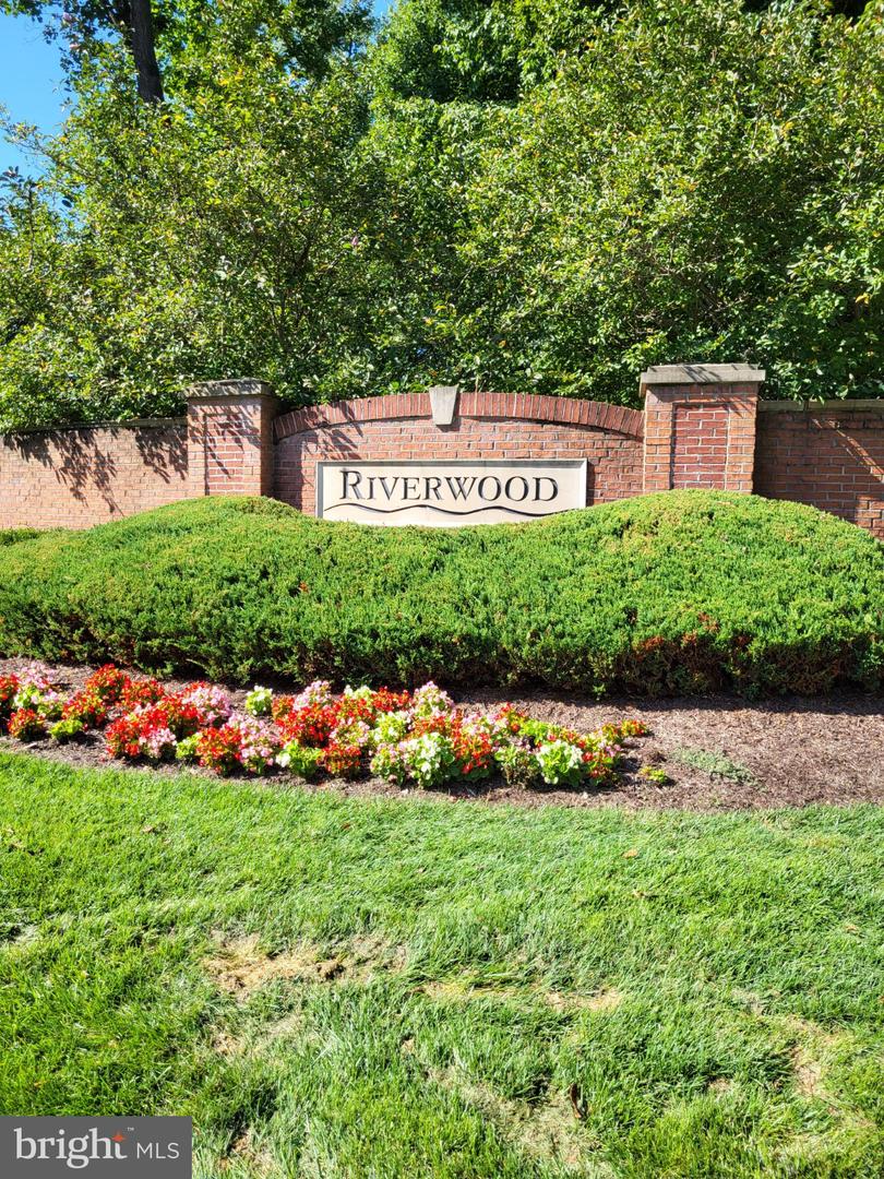 11221 Kinsale Ct — photo