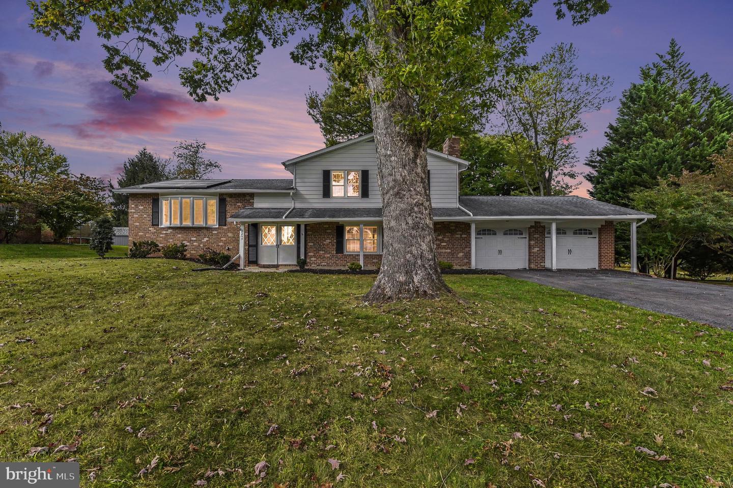 9249 W Stayman Dr — photo