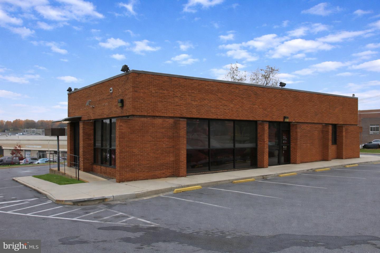 7399 Assateague Dr — photo
