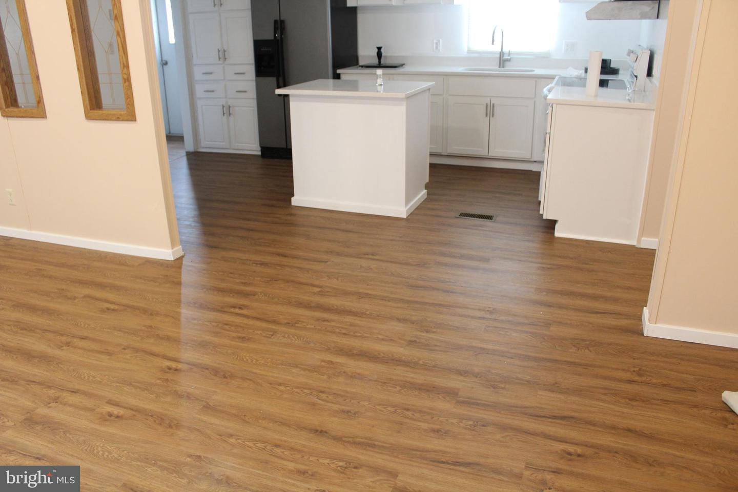 6534 Deep Run Pkwy — photo