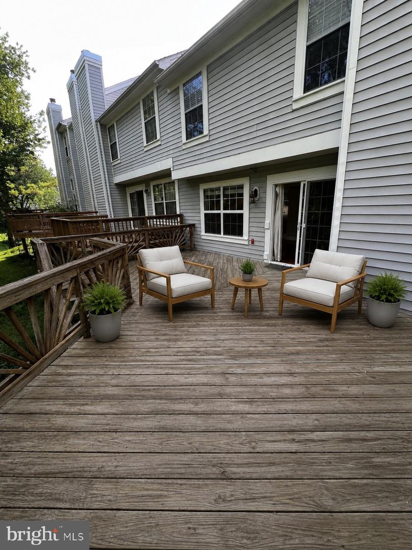 8579 Harvest View Ct — photo