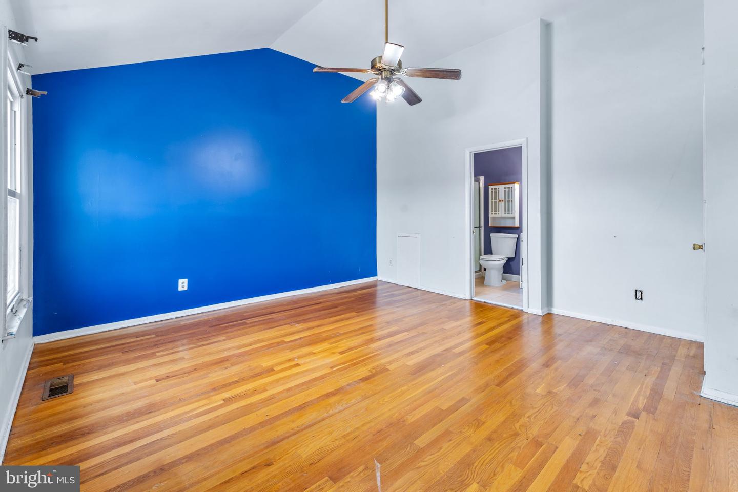 9412 Canterbury Rdng #268 — photo
