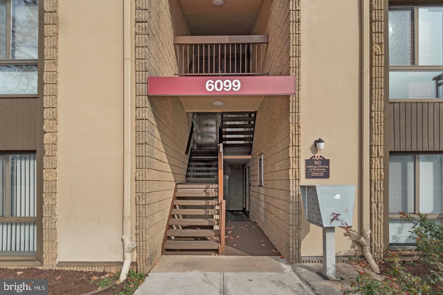 6099 Majors Ln #9 — photo