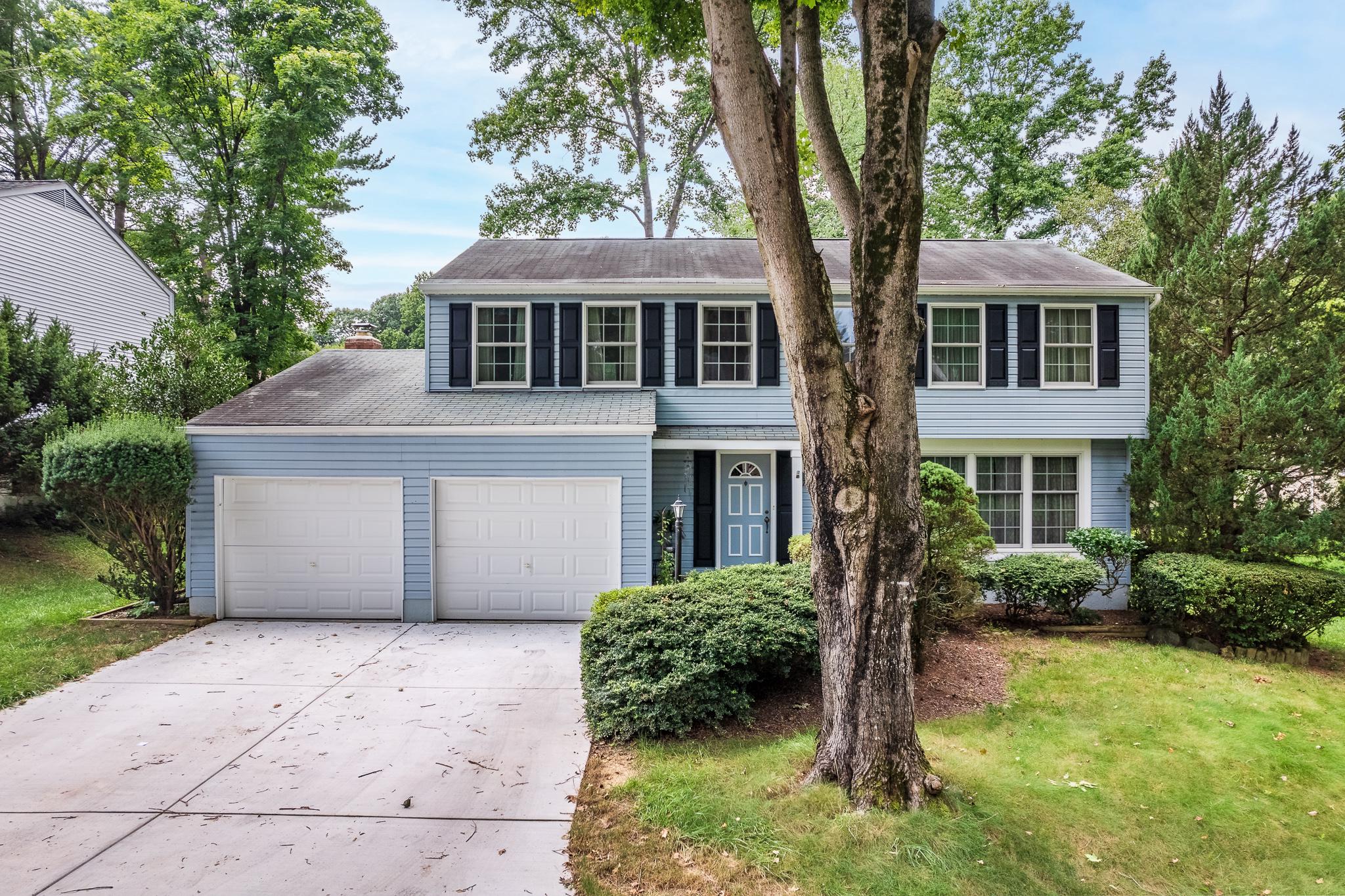 7026 Deepage Dr — photo