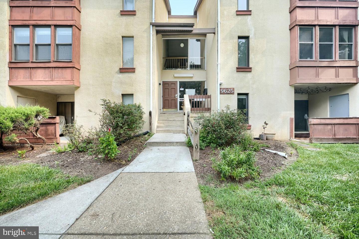 9625 Whiteacre Rd #a-2 — photo