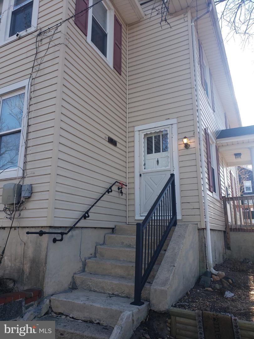 5841 Main St SE — photo