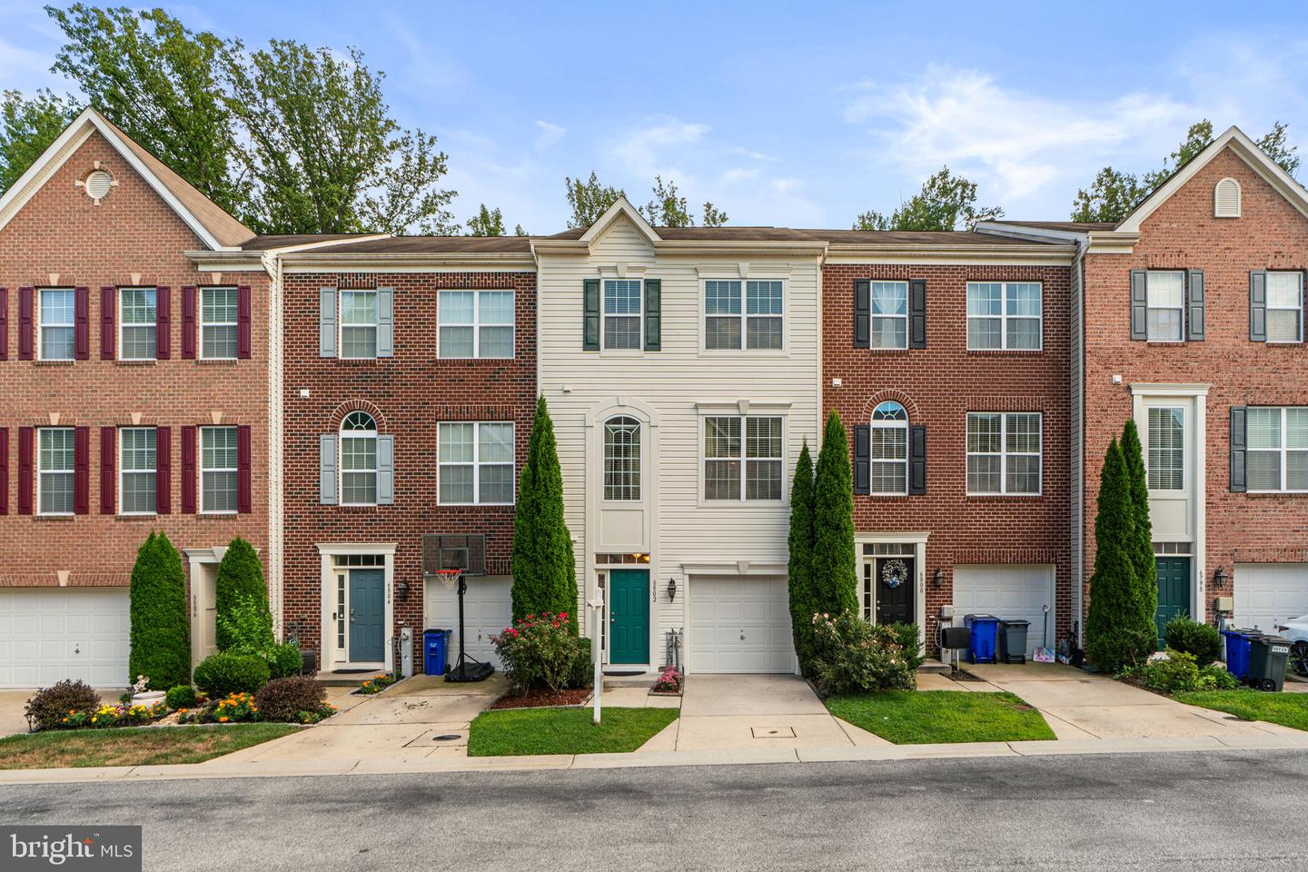 6802 Green Mill Way — photo